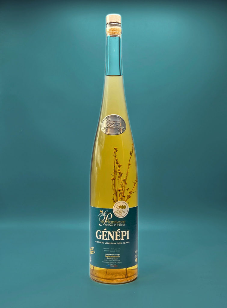 magnum de liqueur de génépi artisanale artisan cueilleur le plantivore queyras hautes alpes